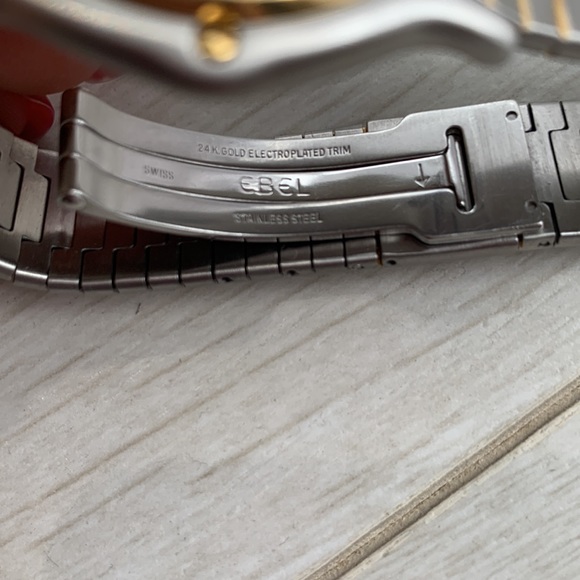 Ebel Wave Quartz Classic 18K/Steel Watch - Picture 14 of 17